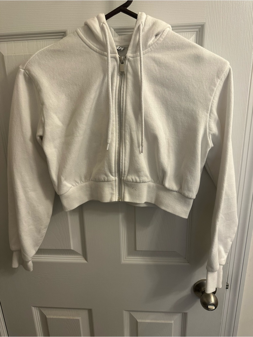 H&M Divided Women’s Juniors Size Small Crop White Zip Up Long Sleeve Hoodie